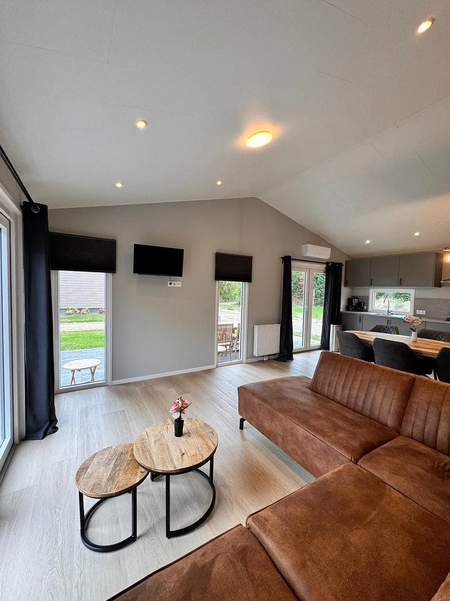 Villa Riant 6 persoons — interieur en omgeving, foto 5