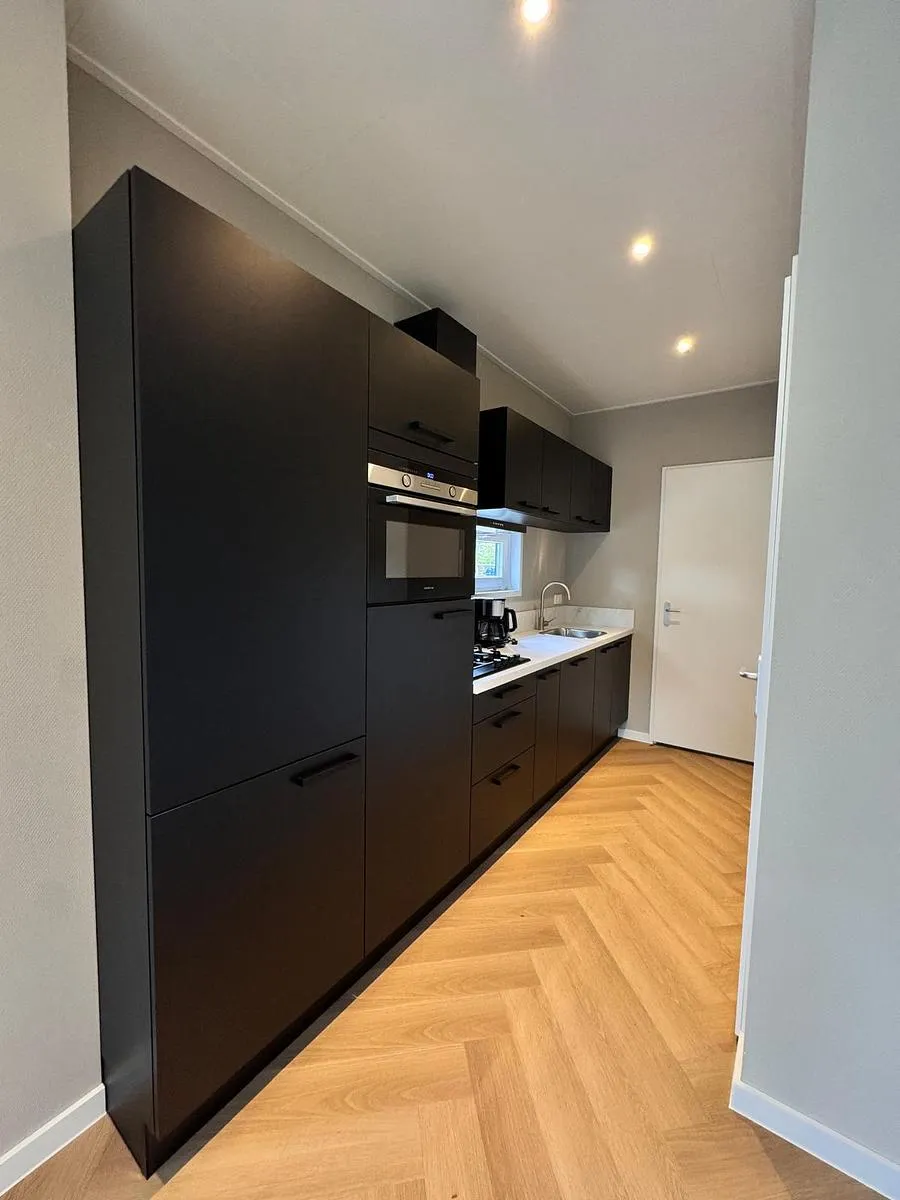 Lodge 6 persoons — interieur en omgeving, foto 5