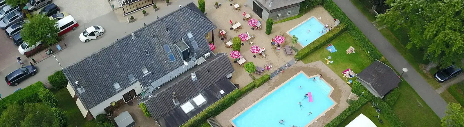 Zwembad van Resort de Betuwe